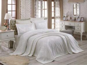 Покривало Gardines 240 x 260 см – Miray кремове