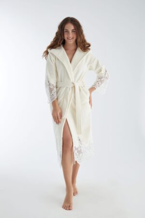 Жіночий халат з мереживом довгий Nusa різні кольори