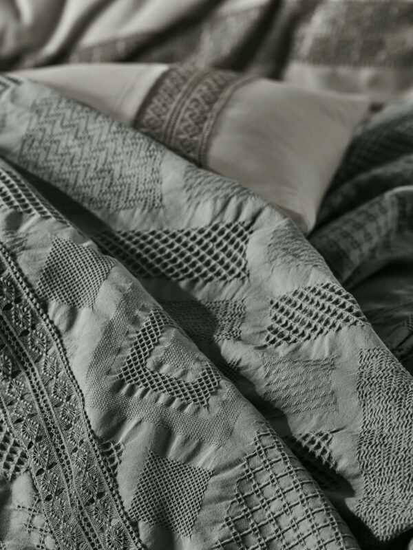 Комплект постільної білизни з покривалом Saheser Ranforce 200 х 220 см Freya Antrasit