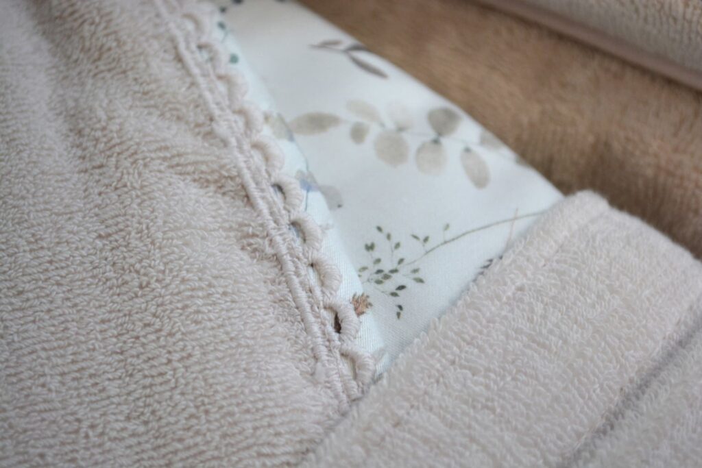 Махровий жіночий халат 2XL з рушниками і тапочками Pupilla Katy, 100% бамбук